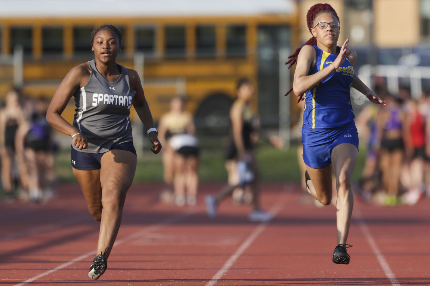 051222-qc-spt-district track-45.jpg